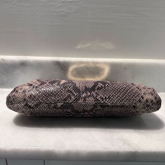 Michael Kors Snakeskin Python Embossed Leather Berkley Clutch Handbag Purse - Picture 4 of 5